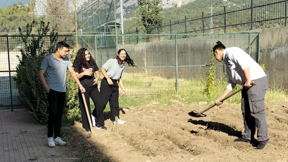 Ata Tohumu Uygulama Bahçesi